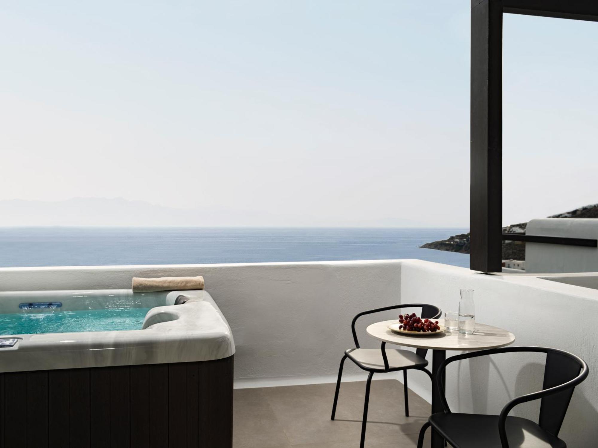 Ezio Bo Luxury Living Ξενοδοχείο 3*